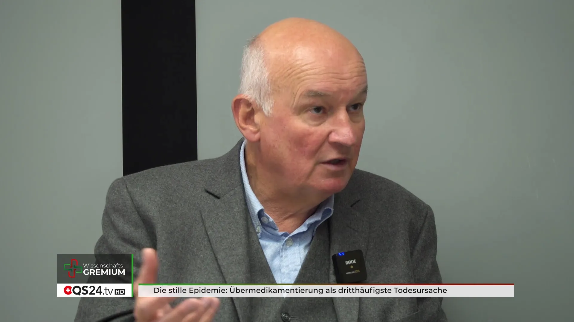 Moderator stellt die zentrale These vor: Nebenwirkungen als Nummer drei der Todesursachen