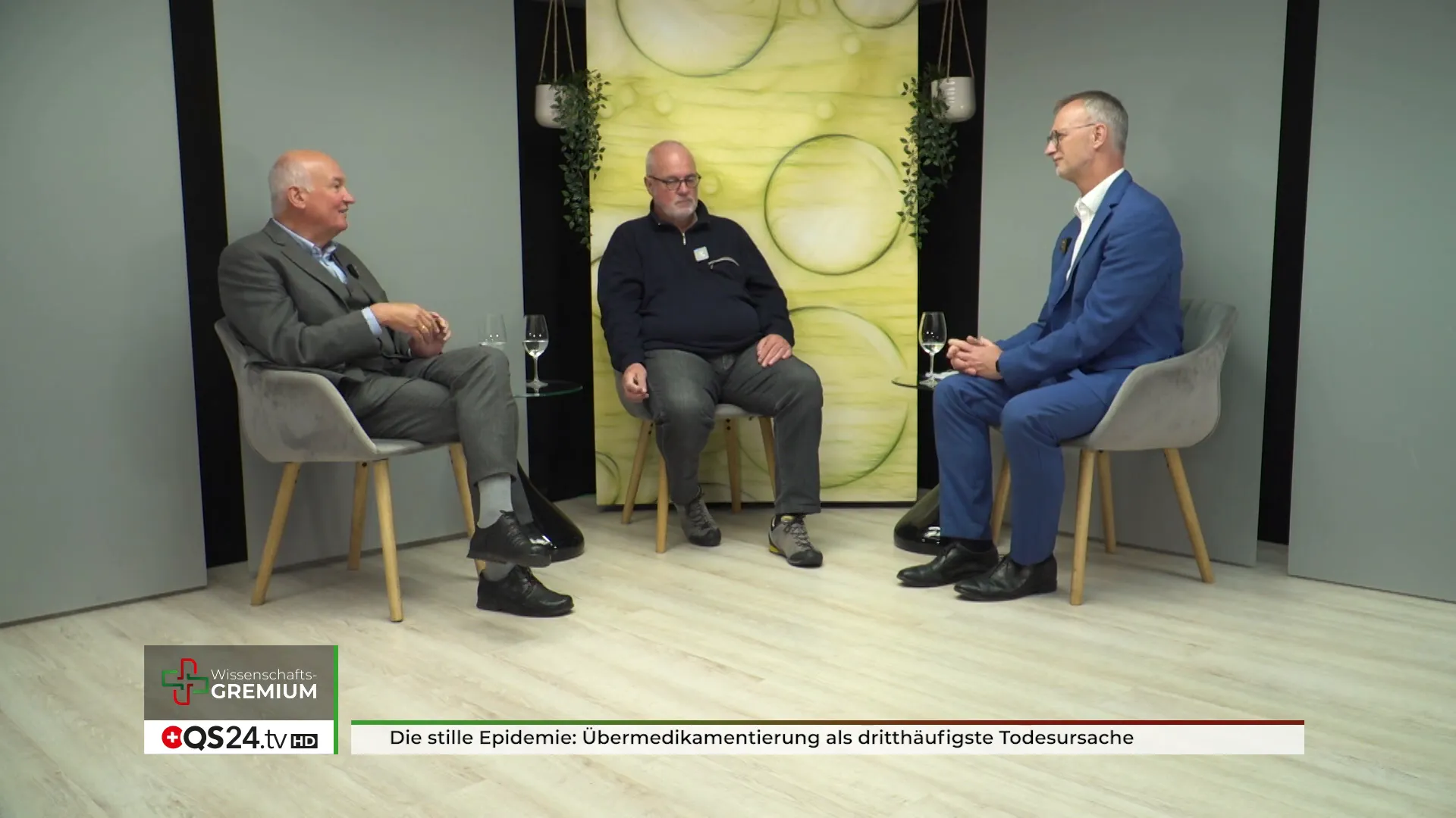 Erfolgreiches Reduzieren von Medikamenten bei älteren Patientinnen