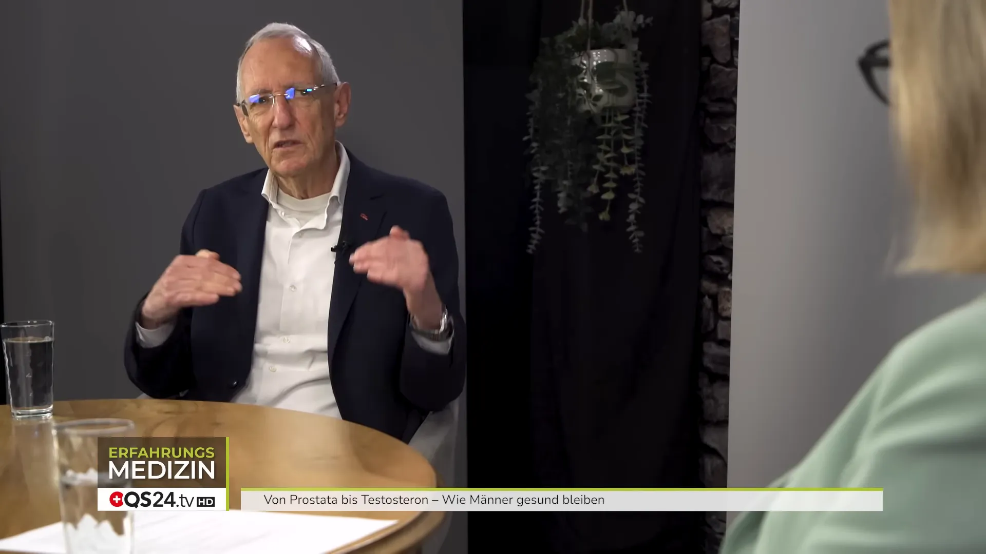 Grafik zur hormonellen Balance Testosteron und Östrogen